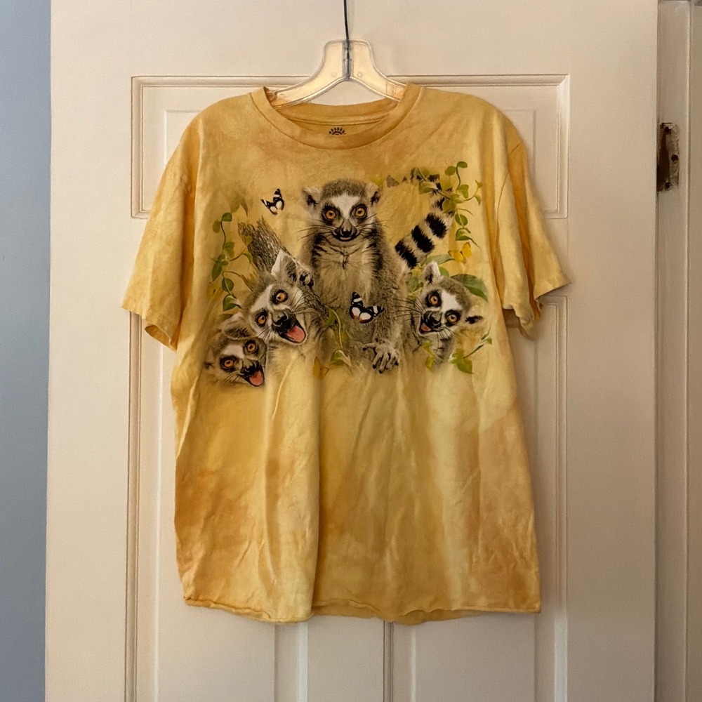 The Mountain Lemur Graphic Tie Dye T Shirt Yellow Lemurs Animals Nature Tee M